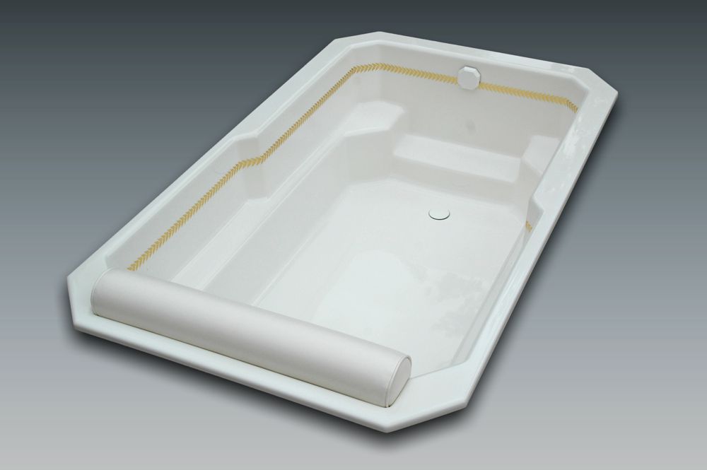 Comfortable bathtub PLAISANCE by Watergame Company