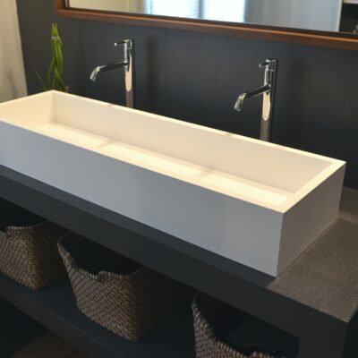 Long wash basin ATOLL by Watergame Company